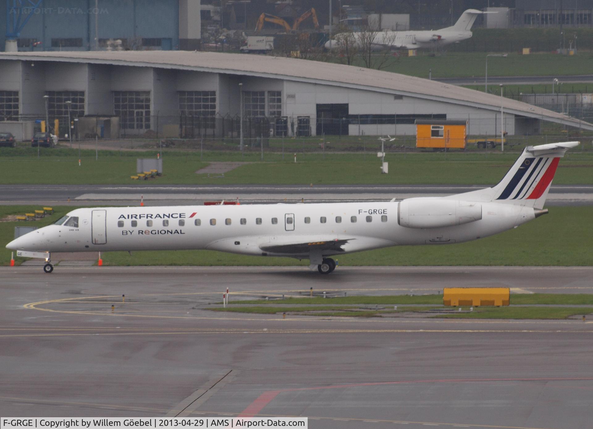 F-GRGE, 1998 Embraer EMB-145EU (ERJ-145EU) C/N 145047, Taxi to runway L18 of Schiphol Airport