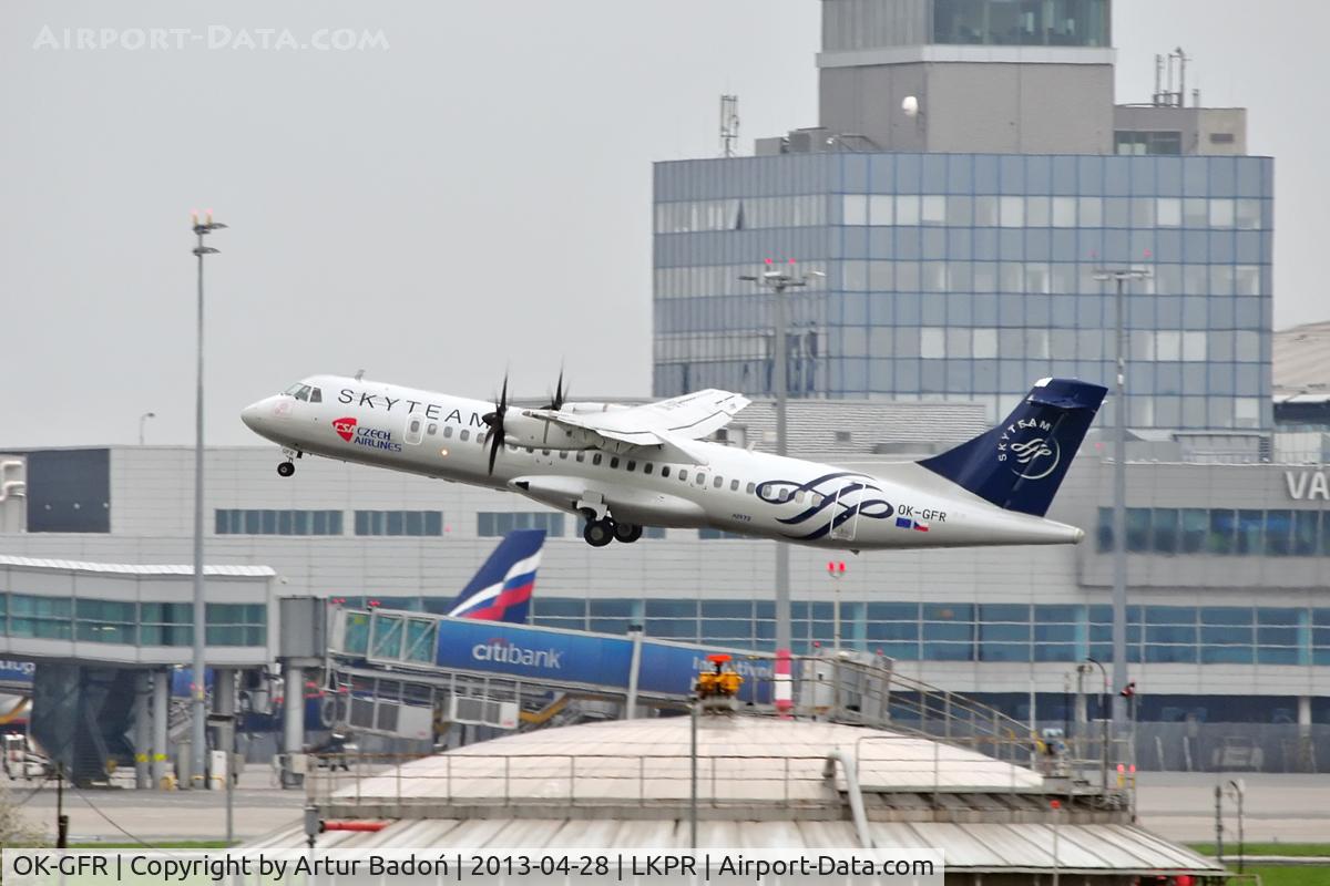 OK-GFR, 2001 ATR 72-212A C/N 681, CSA  (SkyTeam Livery)