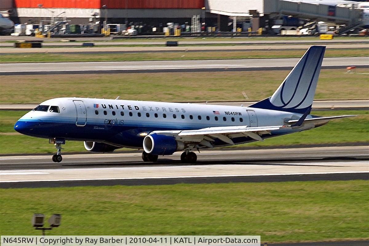 N645RW, 2005 Embraer 170SE (ERJ-170-100SE) C/N 17000064, Embraer Emb-170-100SE [17000064] (United Express) Atlanta-Hartsfield~N 11/04/2010. Touching down.