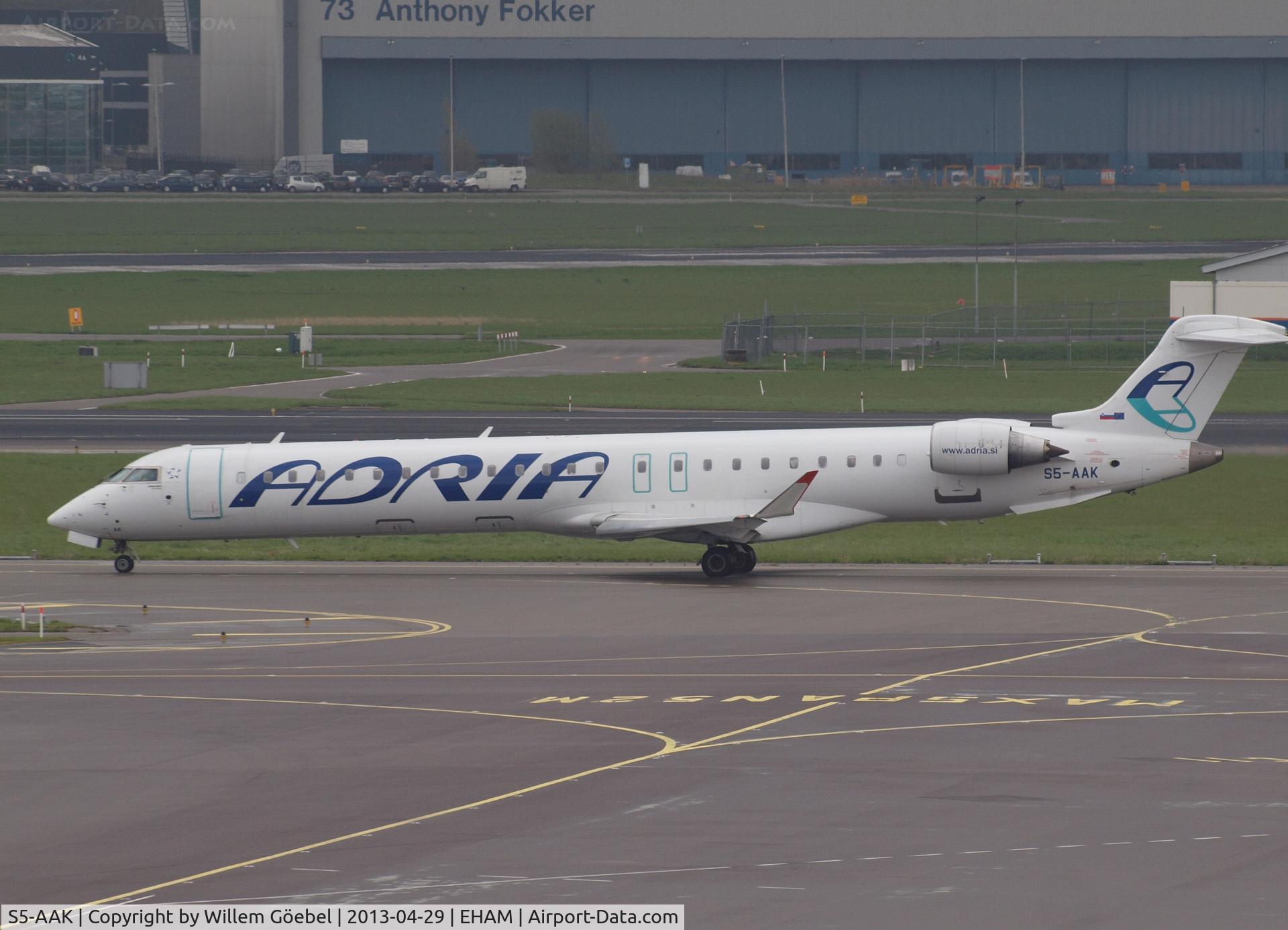 S5-AAK, 2007 Canadair CRJ-900ER (CL-600-2D24) C/N 15128, Taxi to runway 24 of Schiphol Airport
