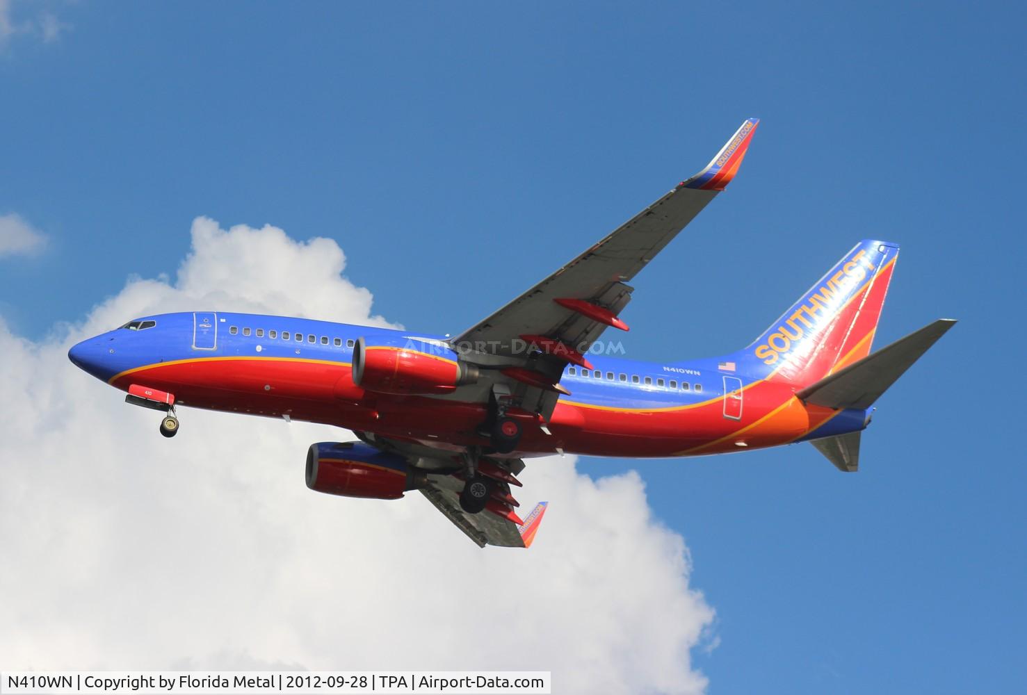 N410WN, 2001 Boeing 737-7H4 C/N 27897, Southwest 737