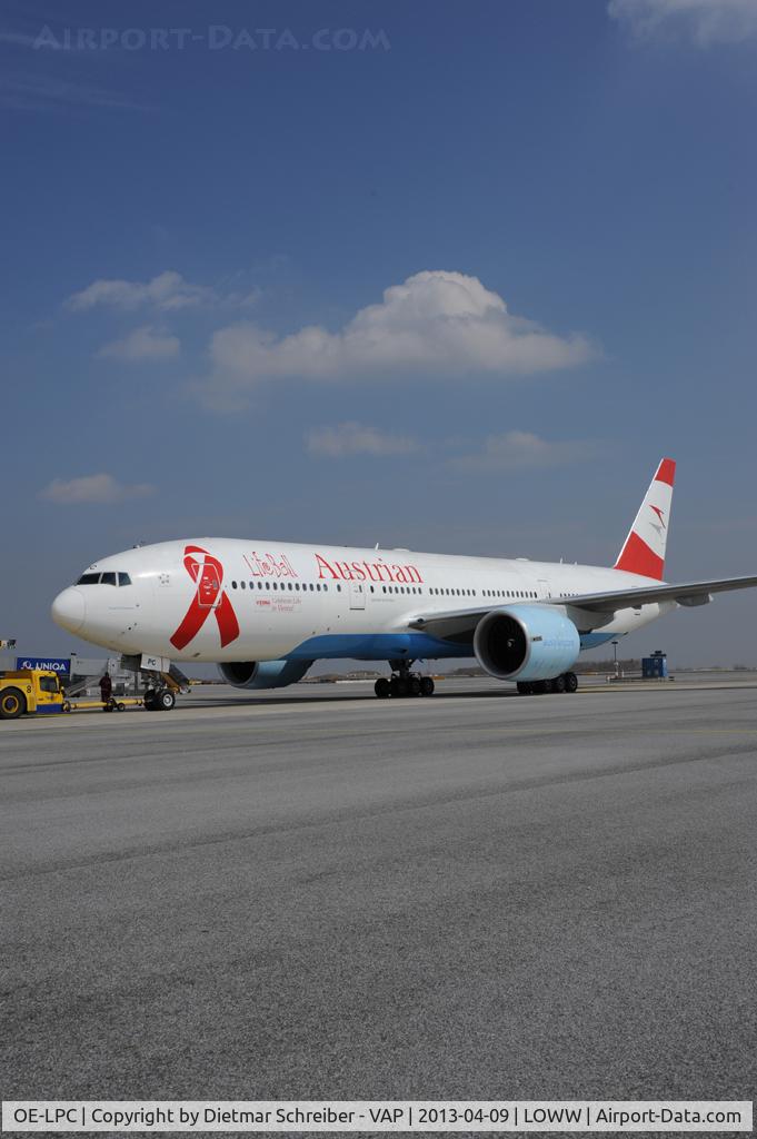 OE-LPC, 2002 Boeing 777-2Z9/ER C/N 29313, Austrian Airlines Boeing 777-200