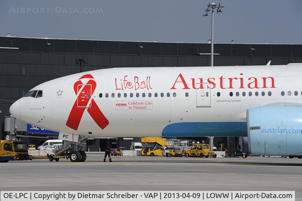 OE-LPC, 2002 Boeing 777-2Z9/ER C/N 29313, Austrian Airlines Boeing 777-200