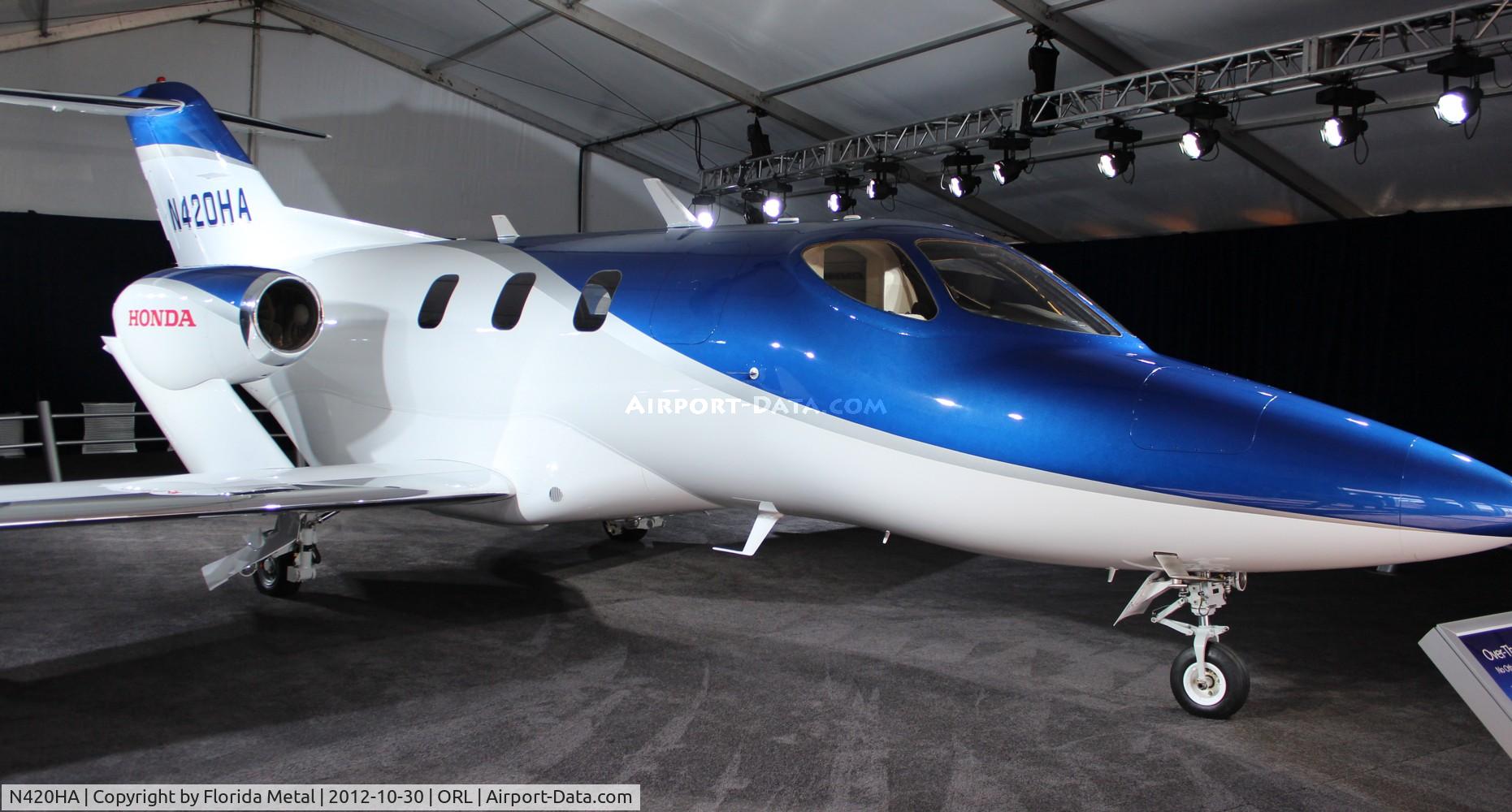 N420HA, 2003 Honda HA-420 HondaJet C/N P001, HA-420 at NBAA Orlando
