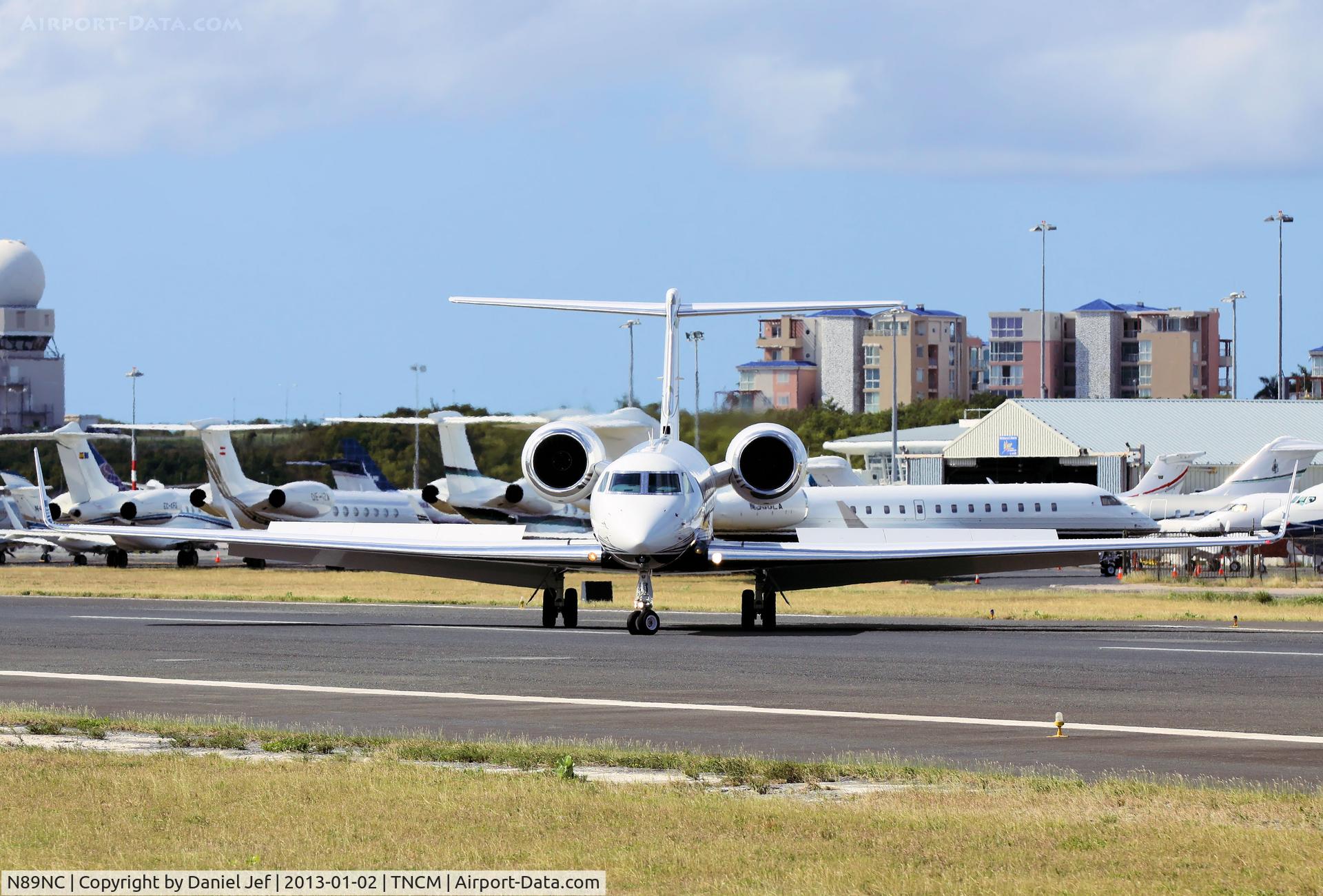 N89NC, 2004 Gulfstream Aerospace GV-SP (G550) C/N 5049, N89NC