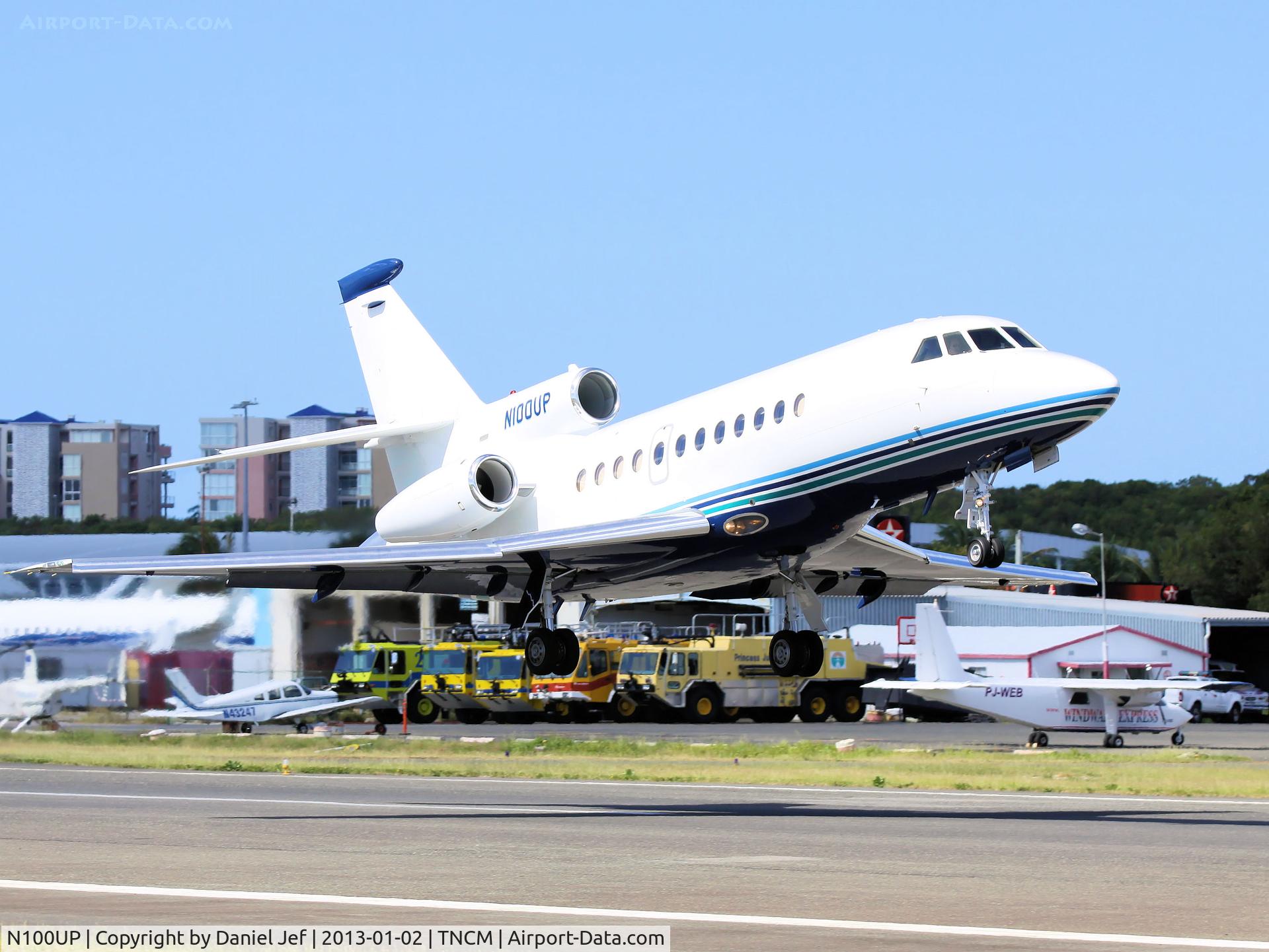 N100UP, 1988 Dassault Falcon 900 C/N 44, N100UP