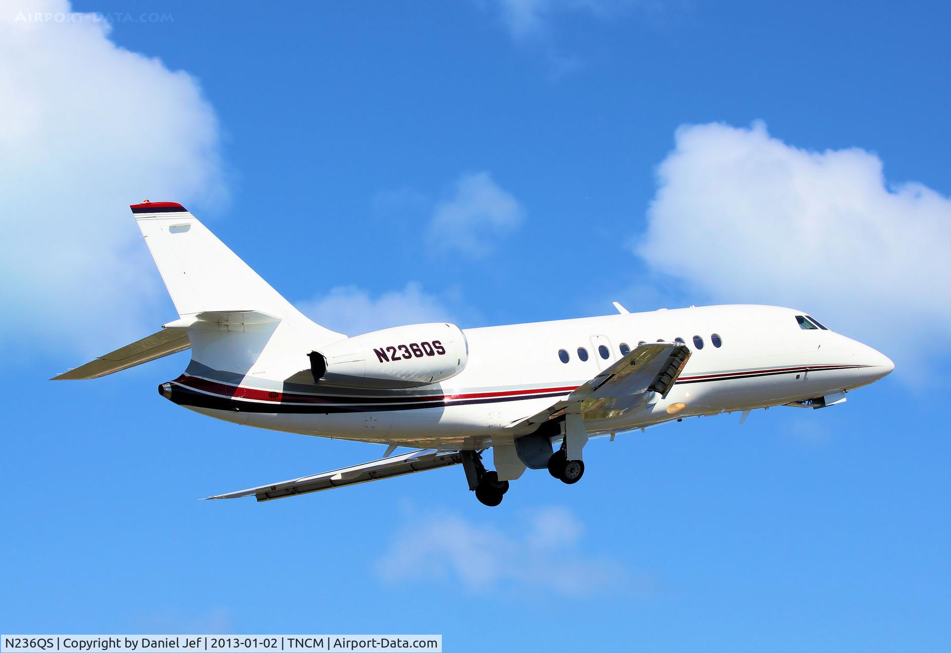N236QS, 2000 Dassault Falcon 2000 C/N 136, N236QS