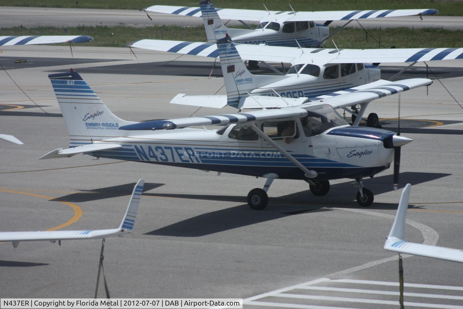 N437ER, 2015 Cessna 172S C/N 172S11605, Embry Riddle C172S