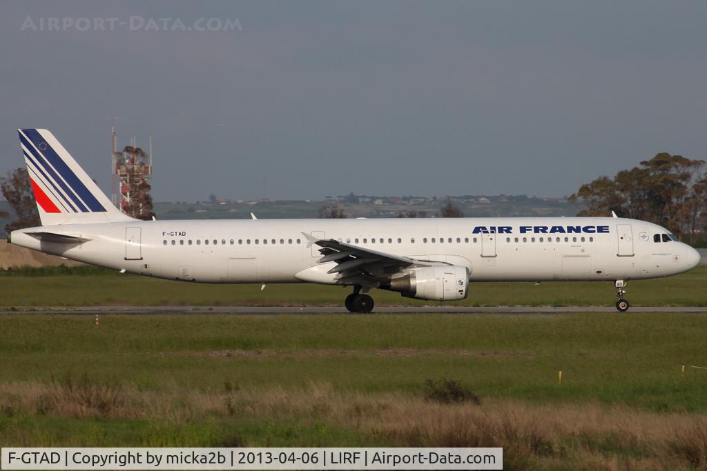 F-GTAD, 1998 Airbus A321-211 C/N 0777, Taxiing. Scrapped in february 2025.