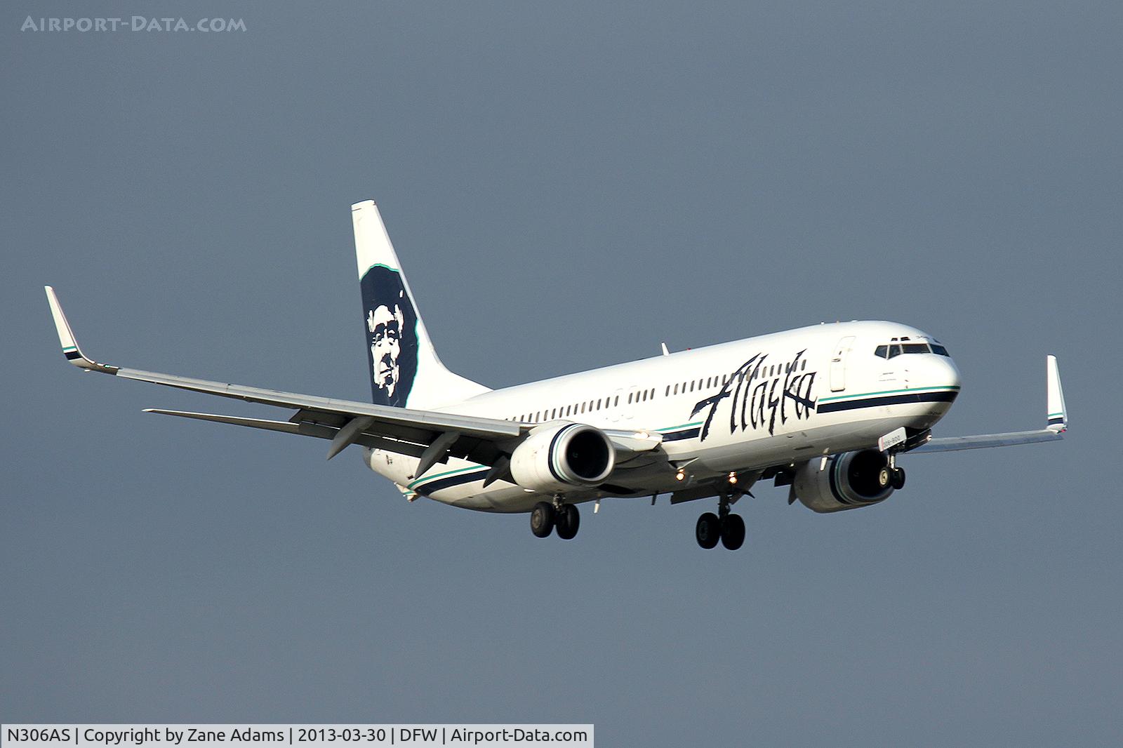 N306AS, 2001 Boeing 737-990 C/N 30014, Landing at DFW Airport