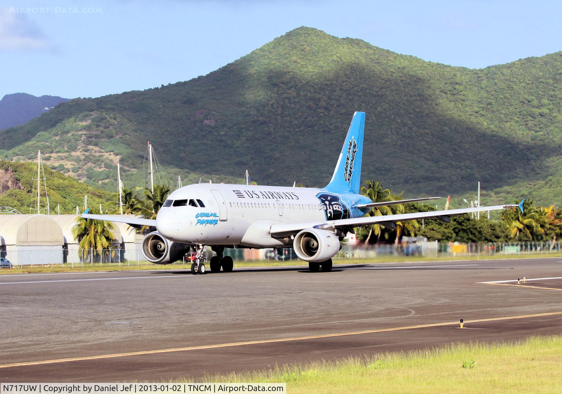 N717UW, 1999 Airbus A319-112 C/N 1069, N717UW