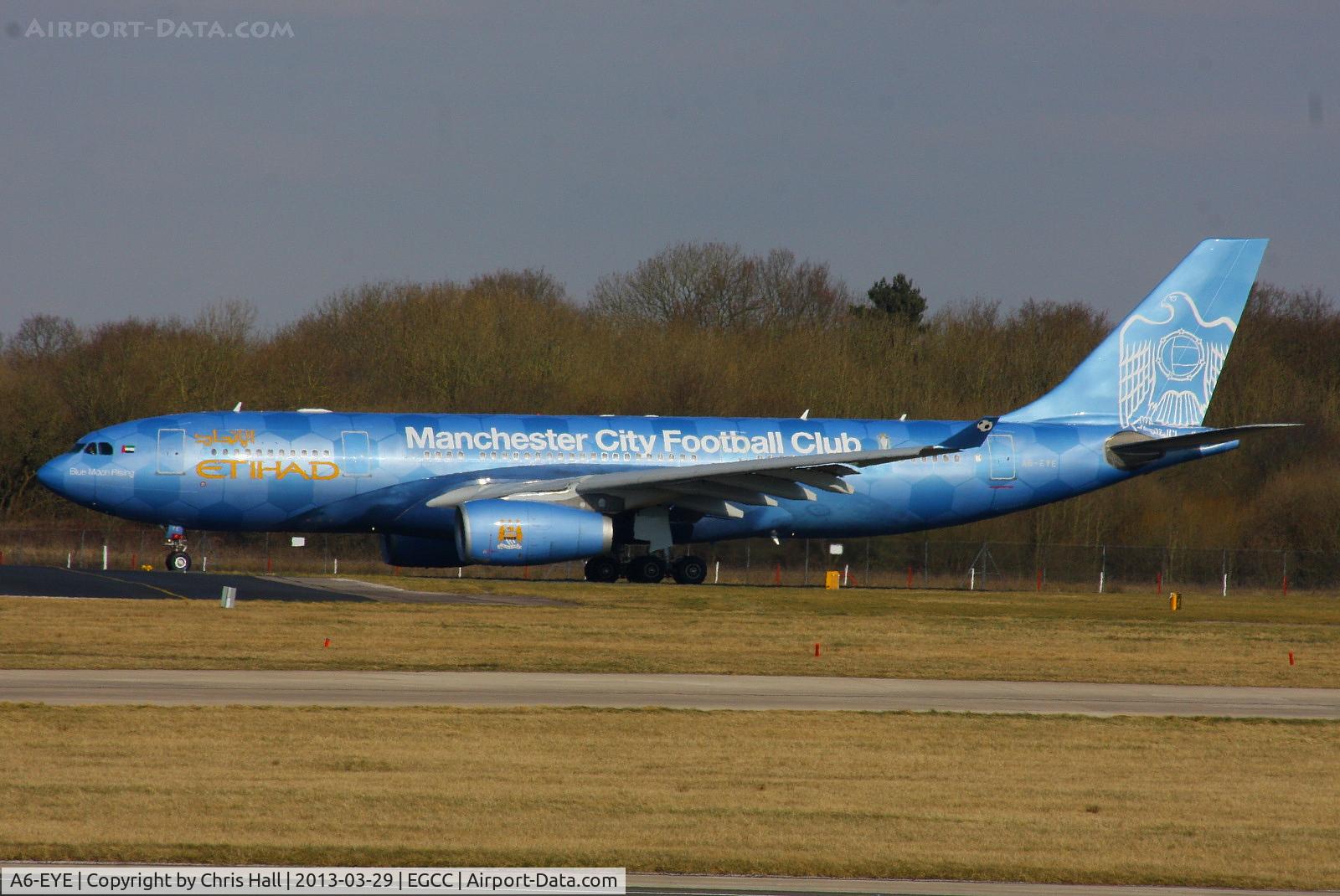 A6-EYE, 2005 Airbus A330-243 C/N 688, Etihad logo jet in full Manchester City FC colour scheme