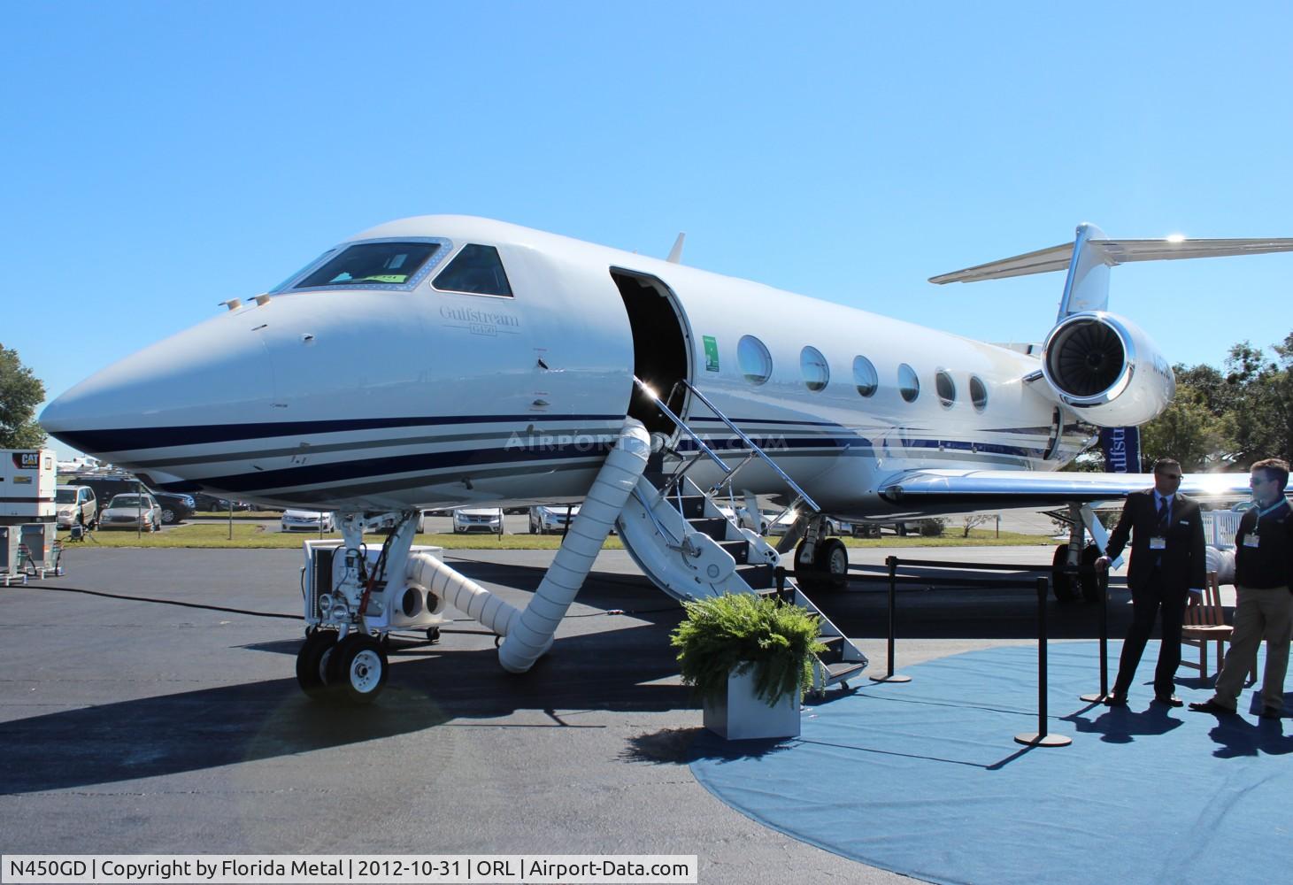 N450GD, Gulfstream Aerospace GIV-X (G450) C/N 4163, Gulfstream 450 at NBAA