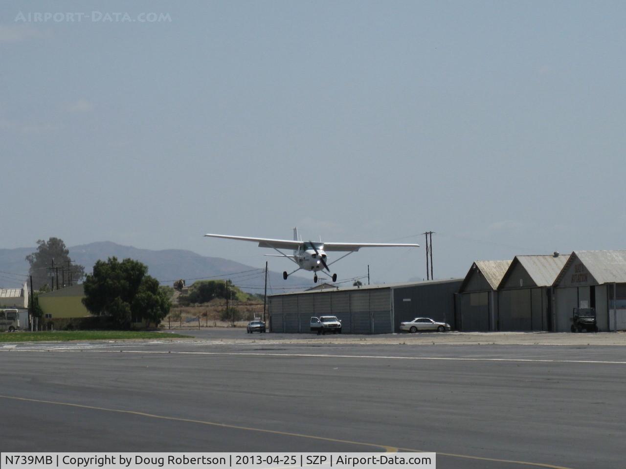 N739MB, 1978 Cessna 172N C/N 17270641, 1978 Cessna 172N SKYHAWK, Lycoming O-320-H2AD 160 Hp, flaps landing Rwy 22