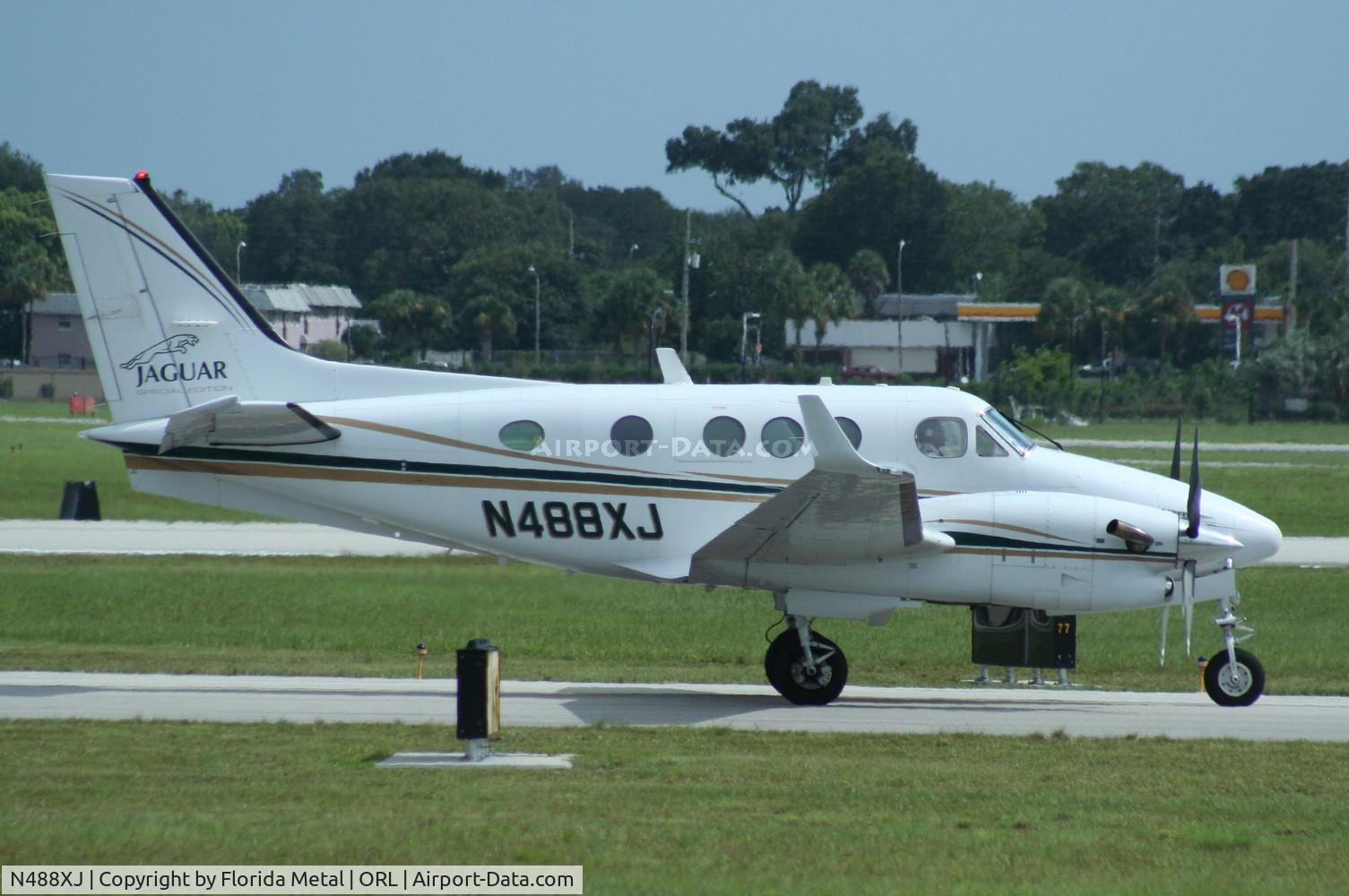 N488XJ, 1998 Raytheon Aircraft Company C90A C/N LJ-1527, Beech C90A Jaguar edition