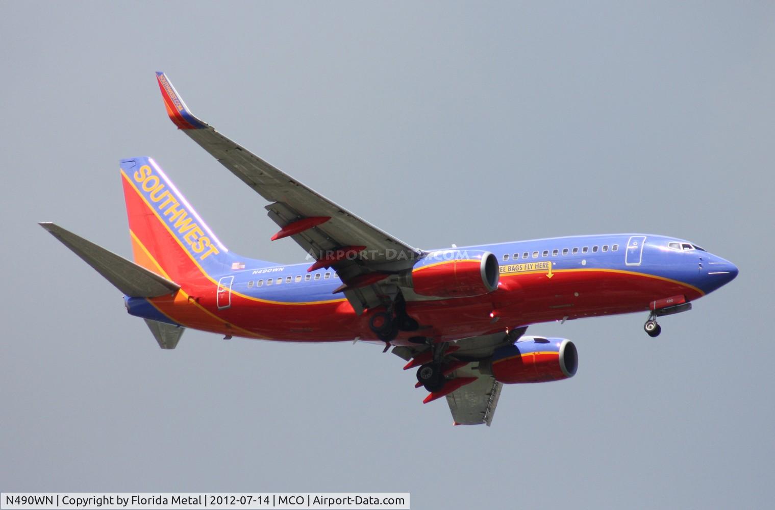 N490WN, 2004 Boeing 737-7H4 C/N 32476, Southwest 737