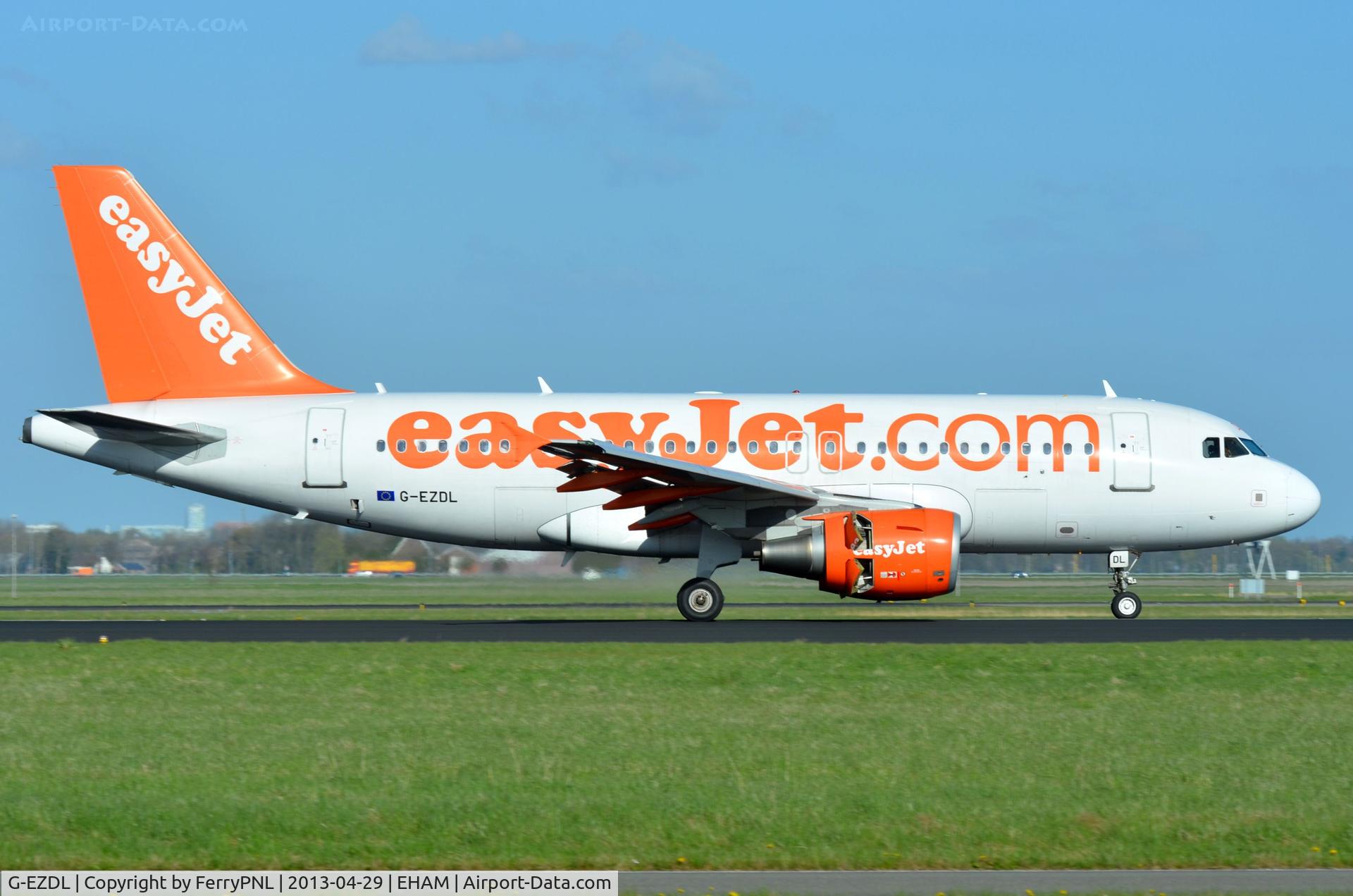 G-EZDL, 2008 Airbus A319-111 C/N 3569, E$asyjet A319 landing