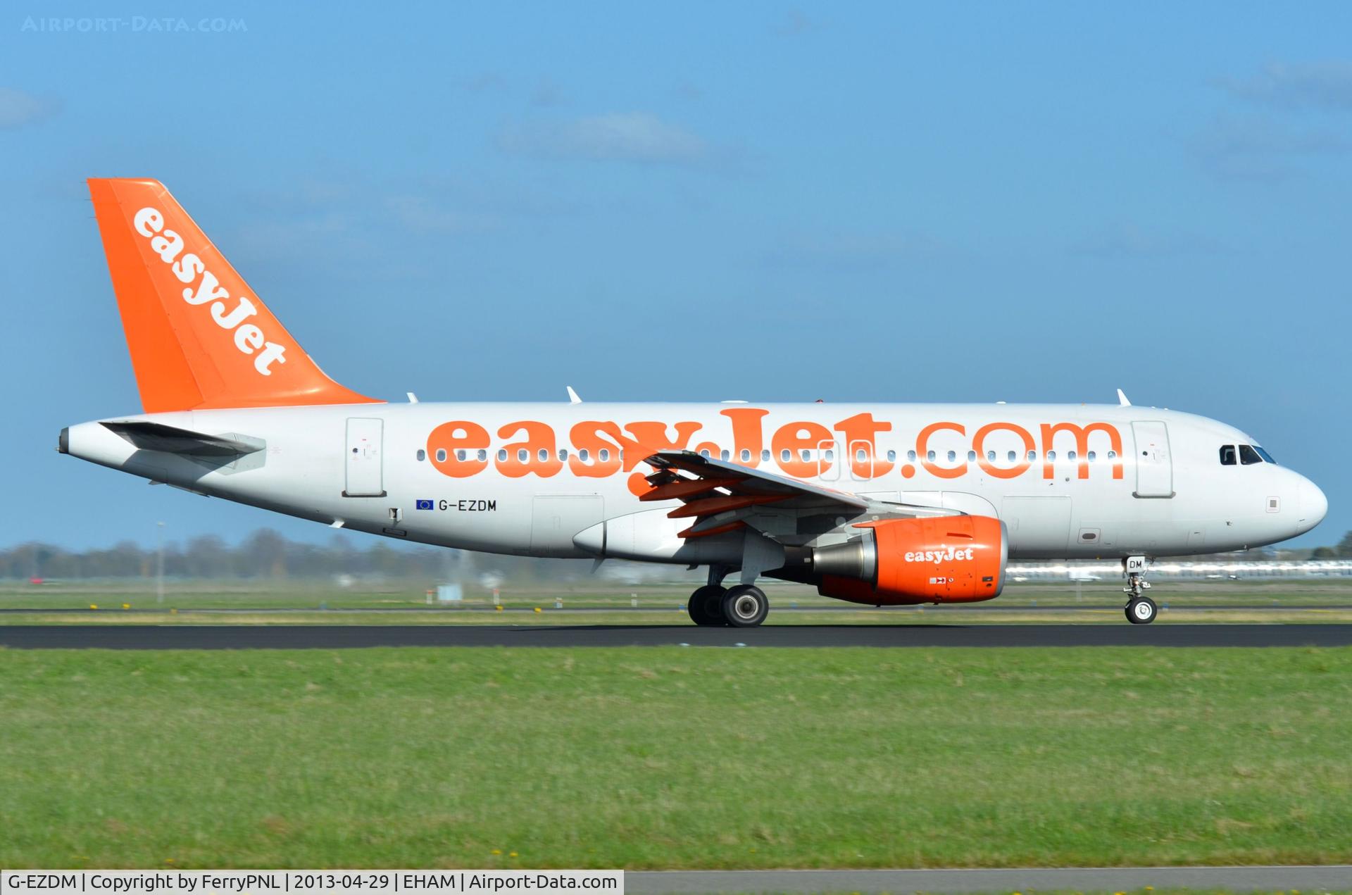 G-EZDM, 2008 Airbus A319-111 C/N 3571, Easyjet A319 arrived