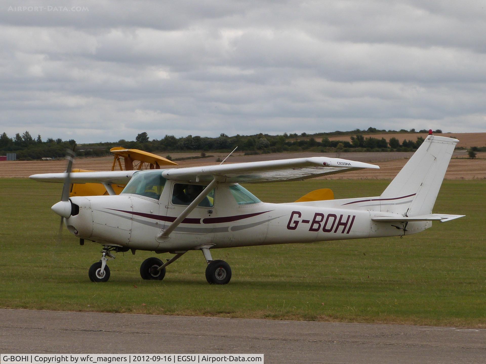 G-BOHI, 1978 Cessna 152 C/N 15281241, Cirrus Aviation Ltd, Duxford Airfield.