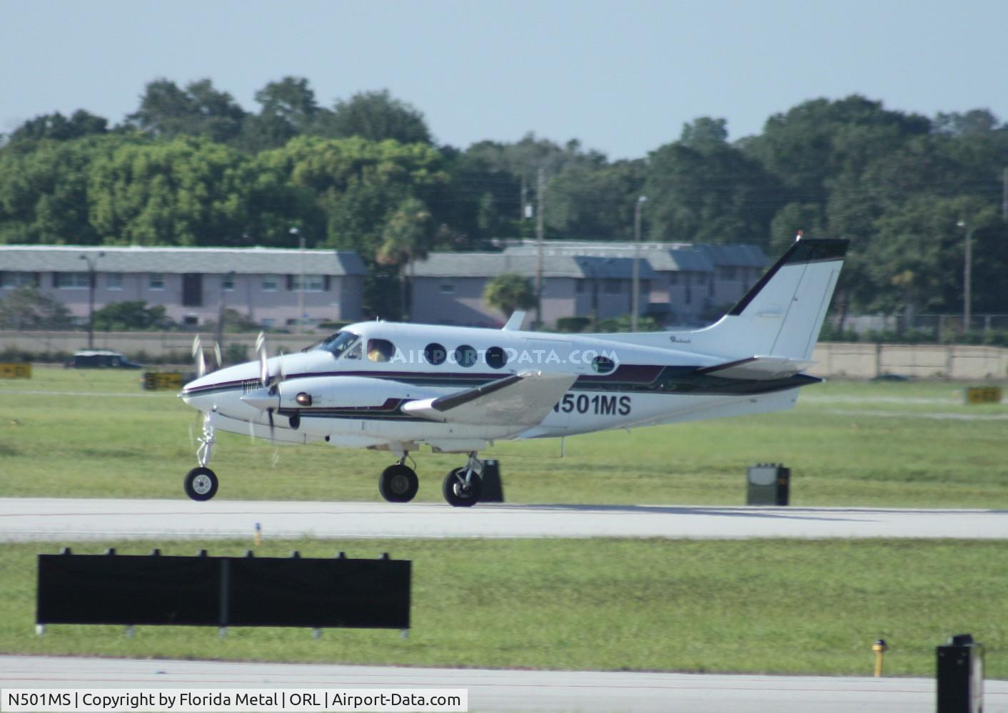 N501MS, 1974 Beech C90 King Air C/N LJ-626, Beech C90