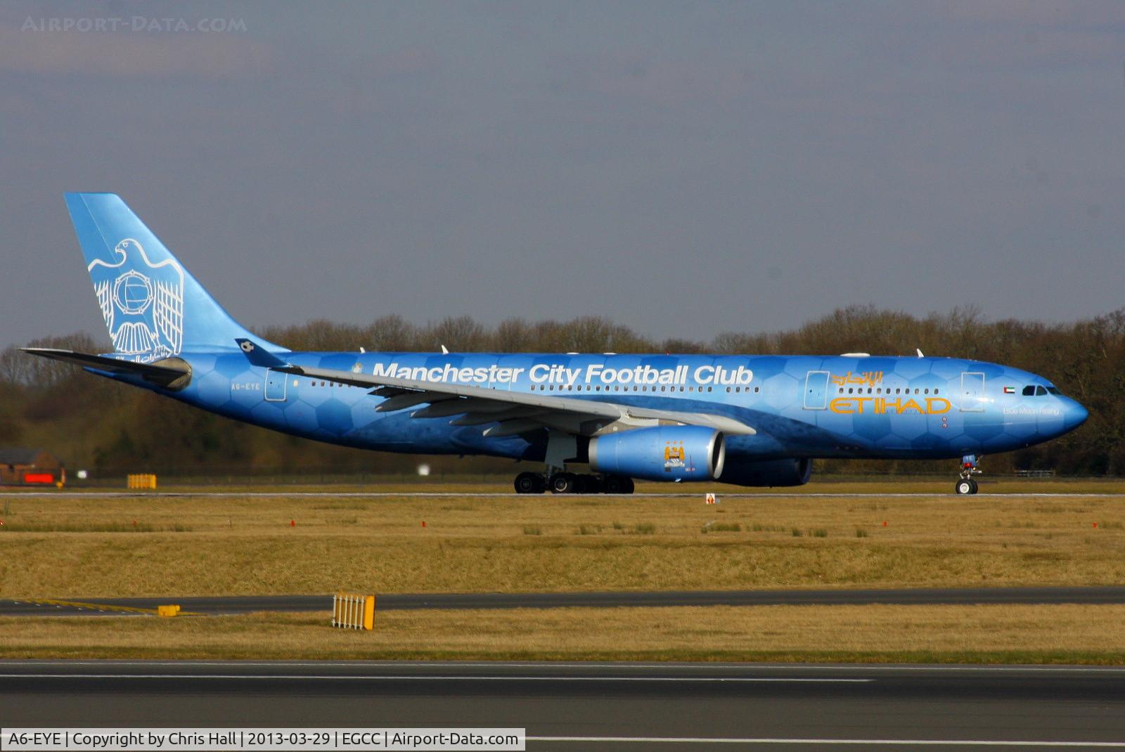 A6-EYE, 2005 Airbus A330-243 C/N 688, Etihad logo jet in full Manchester City FC colour scheme