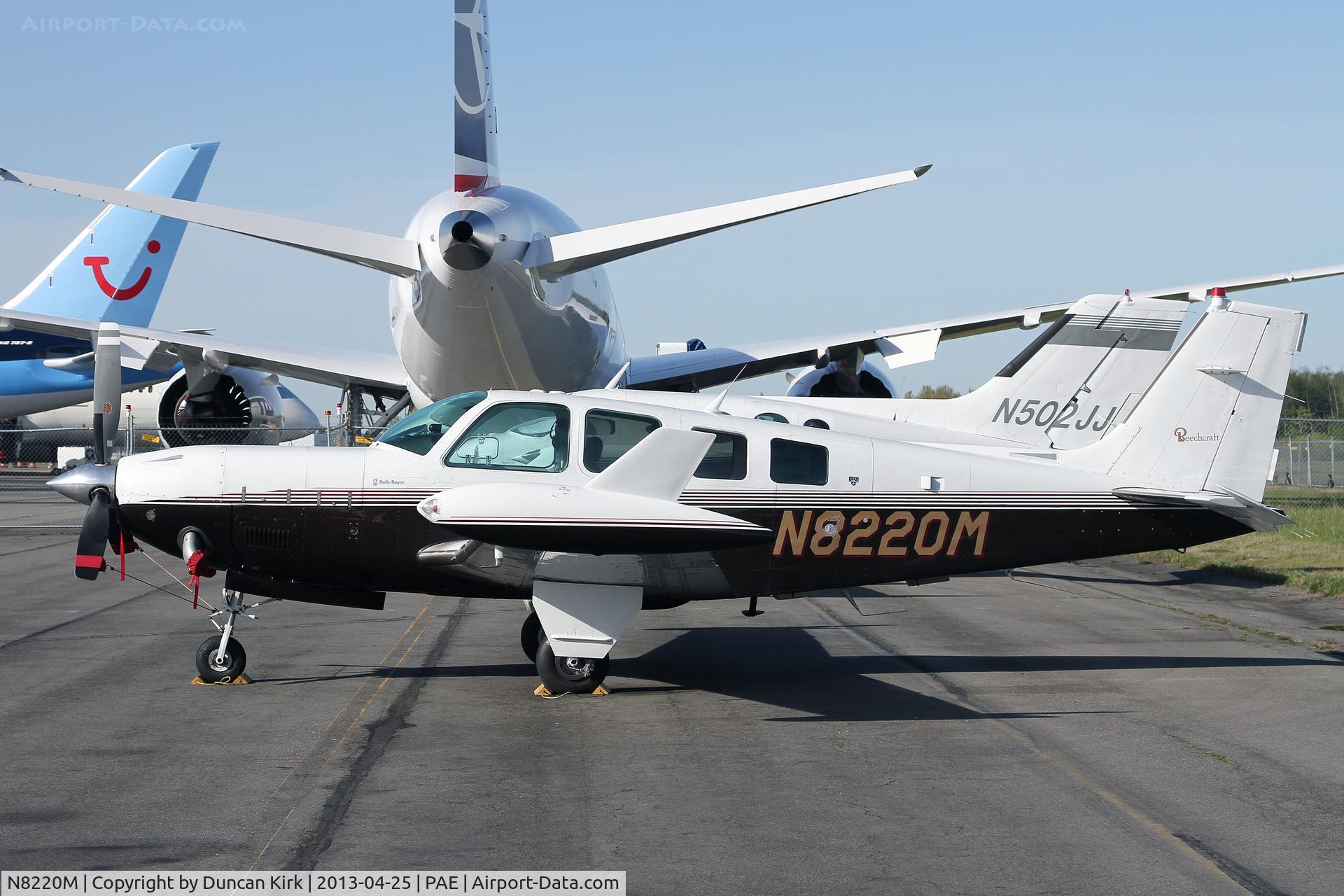 N8220M, 1993 Beech A36 Bonanza 36 C/N E-2795, Rather sleek looking!