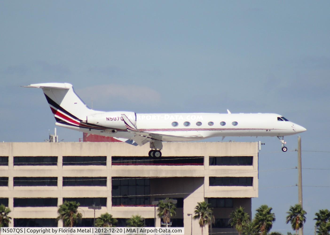 N507QS, 2000 Gulfstream Aerospace G-V C/N 625, Net Jets Gulfstream V