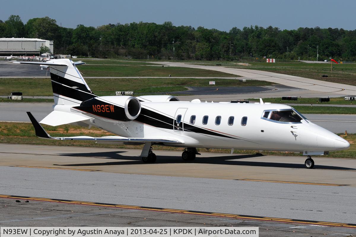 N93EW, Learjet Inc 60 C/N 402, Taxiing in after landing.