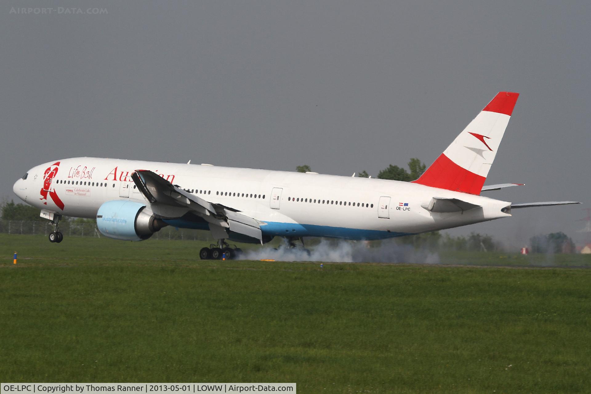 OE-LPC, 2002 Boeing 777-2Z9/ER C/N 29313, Austrian Boeing 777