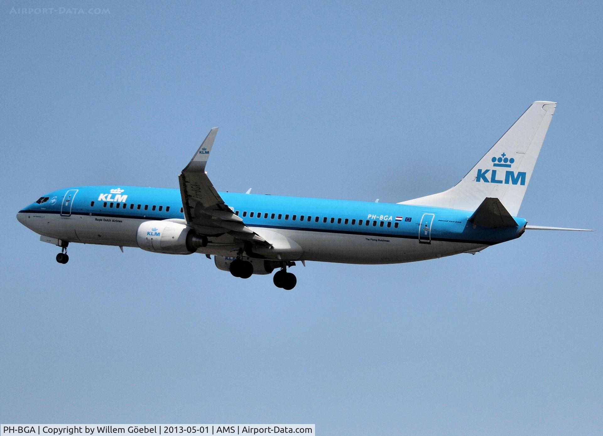 PH-BGA, 2008 Boeing 737-8K2 C/N 37593, Take off from runway 36L of Schiphol Airport