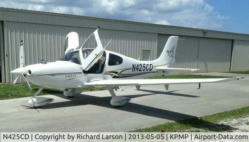 N425CD, 2004 Cirrus SR22 C/N 0892, Looks Brand New !!