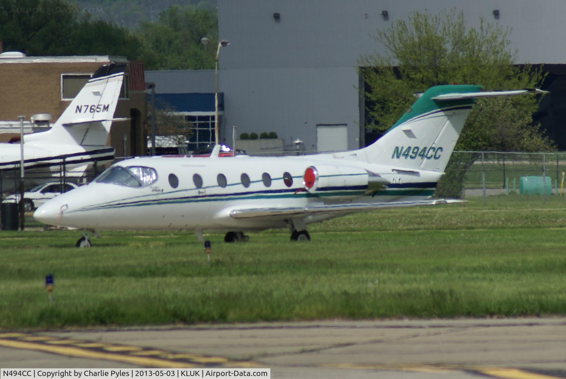 N494CC, 1992 Beech 400A Beechjet C/N RK-30, Beechjet at Lunken Airport with shaded cockpit