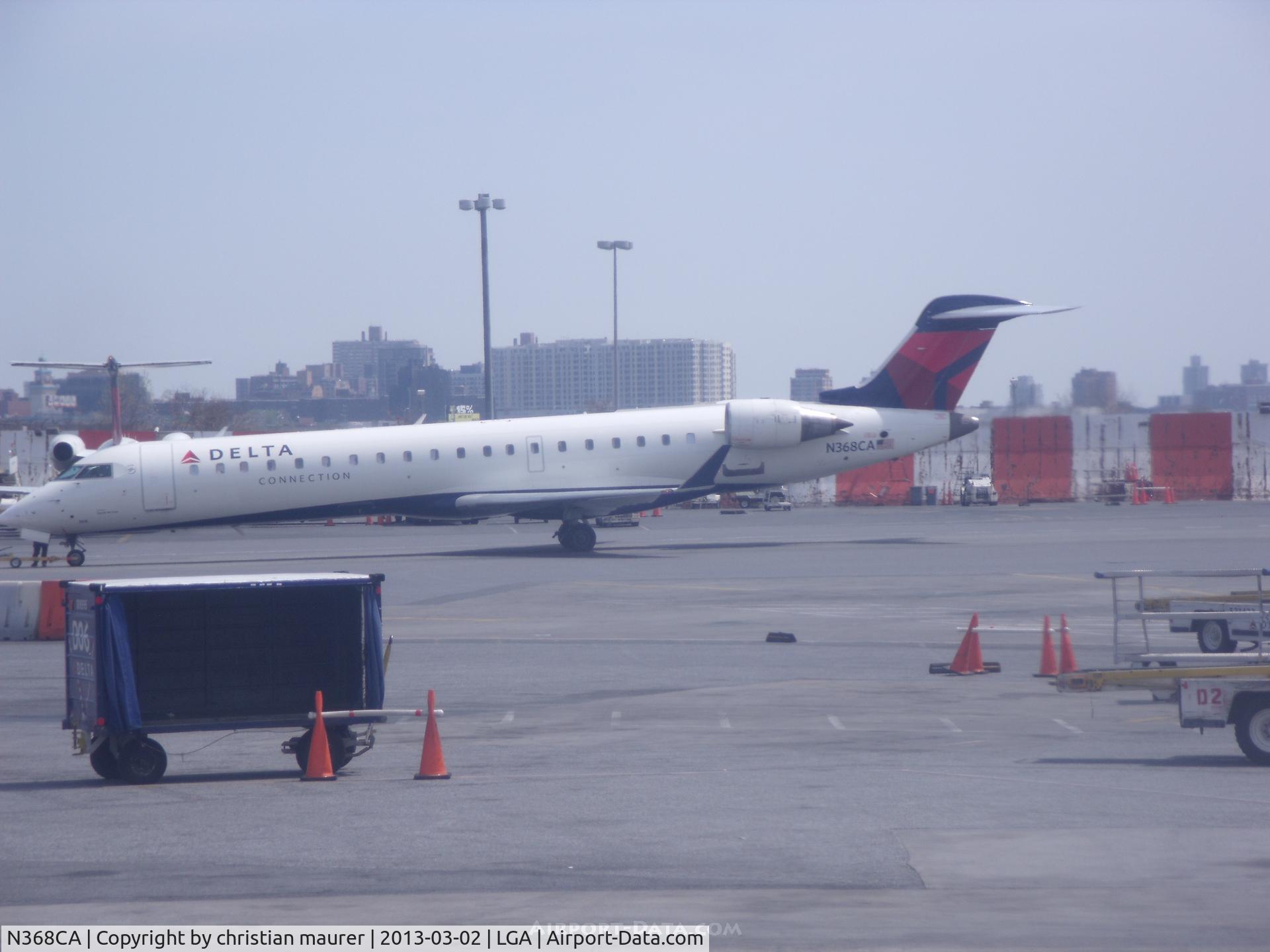 N368CA, 2003 Bombardier CRJ-700 (CL-600-2C10) Regional Jet C/N 10075, old com-air jet now operated by GOJET AIRLINES