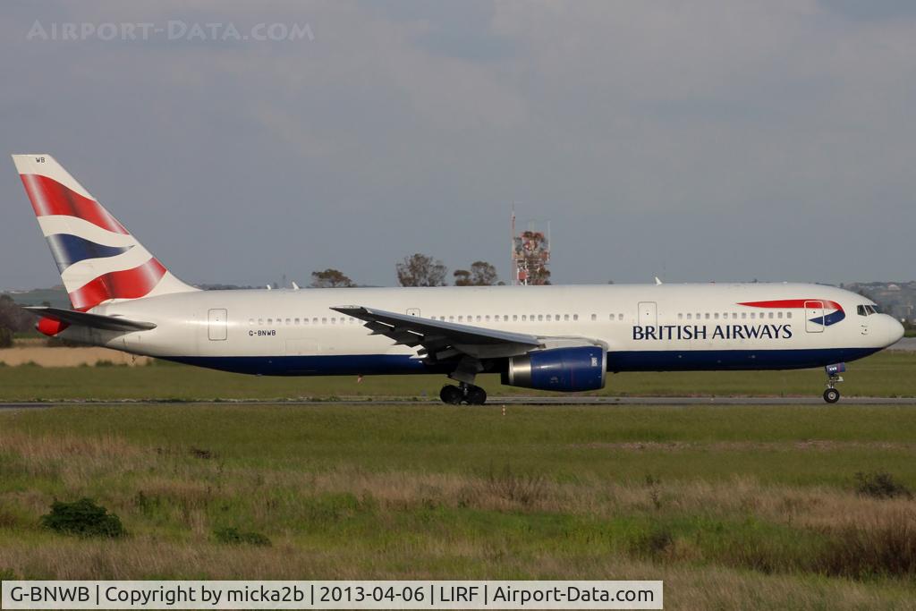 G-BNWB, 1989 Boeing 767-336 C/N 24334, Take off