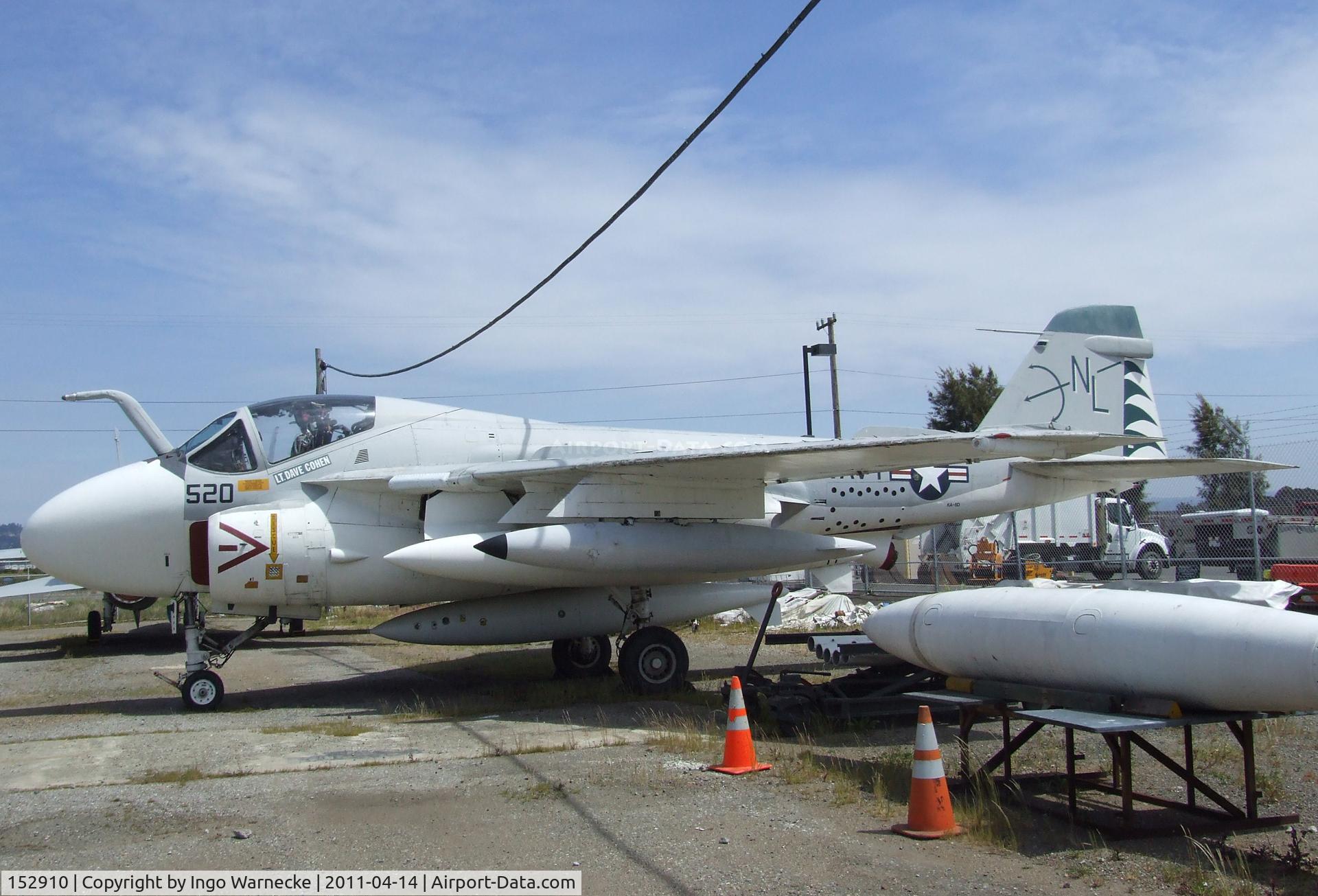 152910, Grumman KA-6D Intruder C/N I-214, Grumman KA-6D Intruder at the Oakland Aviation Museum, Oakland CA