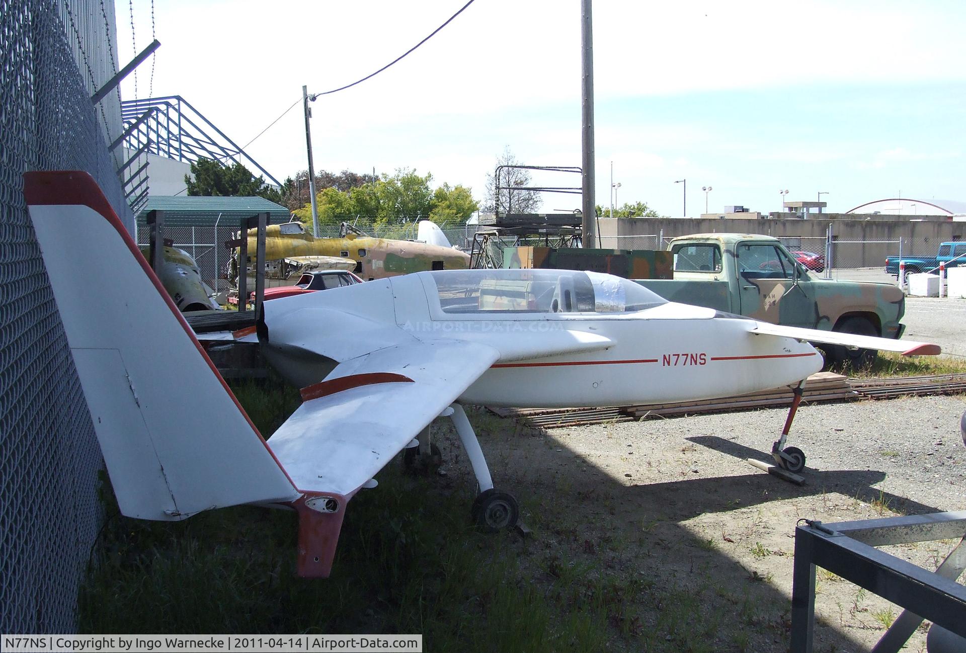 N77NS, 1980 Rutan VariEze C/N 592, Rutan (N S Spitzer) VariEze at the Oakland Aviation Museum, Oakland CA