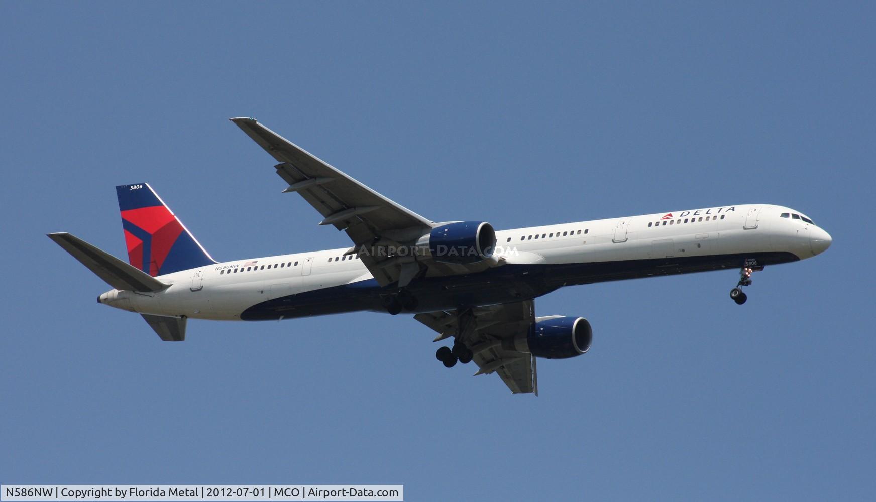 N586NW, 2002 Boeing 757-351 C/N 32987, Delta 757-300
