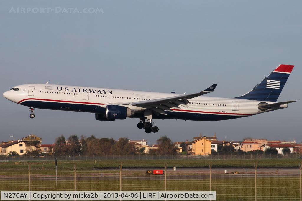 N270AY, 2000 Airbus A330-323 C/N 315, Landing