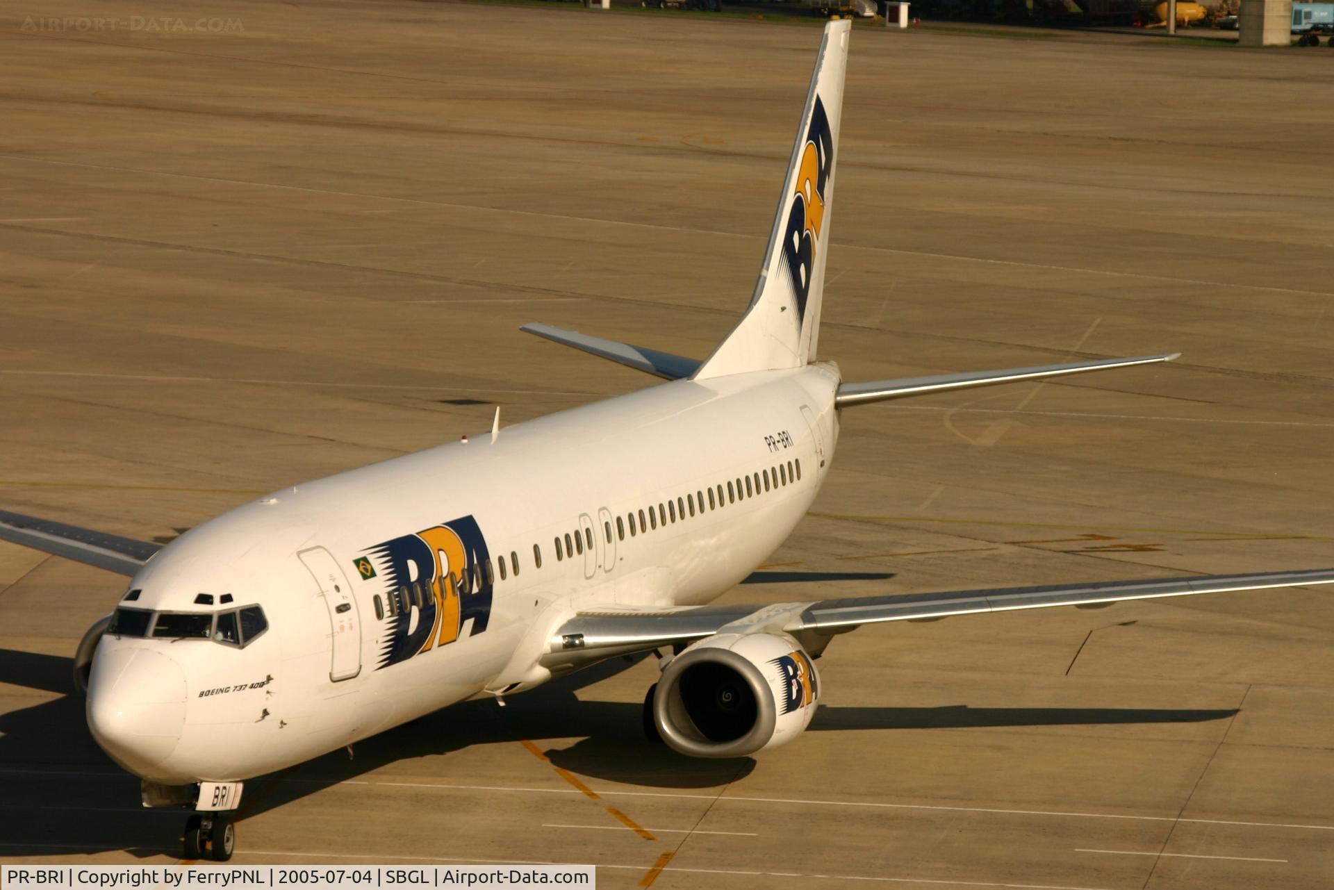 PR-BRI, 1989 Boeing 737-4YO C/N 24494, BRA B734 arriving at gate in GIG