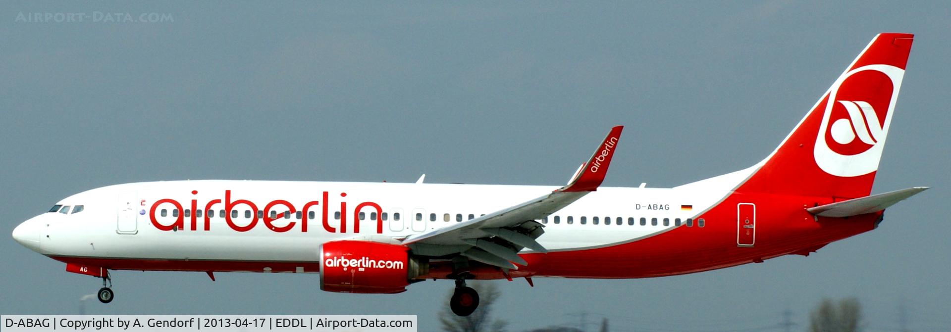 D-ABAG, 2001 Boeing 737-86J C/N 30879, Air Berlin, is on short finals for Düsseldorf Int´l (EDDL)