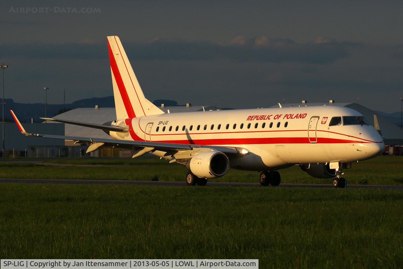 SP-LIG, 2009 Embraer 175LR (ERJ-170-200LR) C/N 17000283, SP-LIG @ LOWL