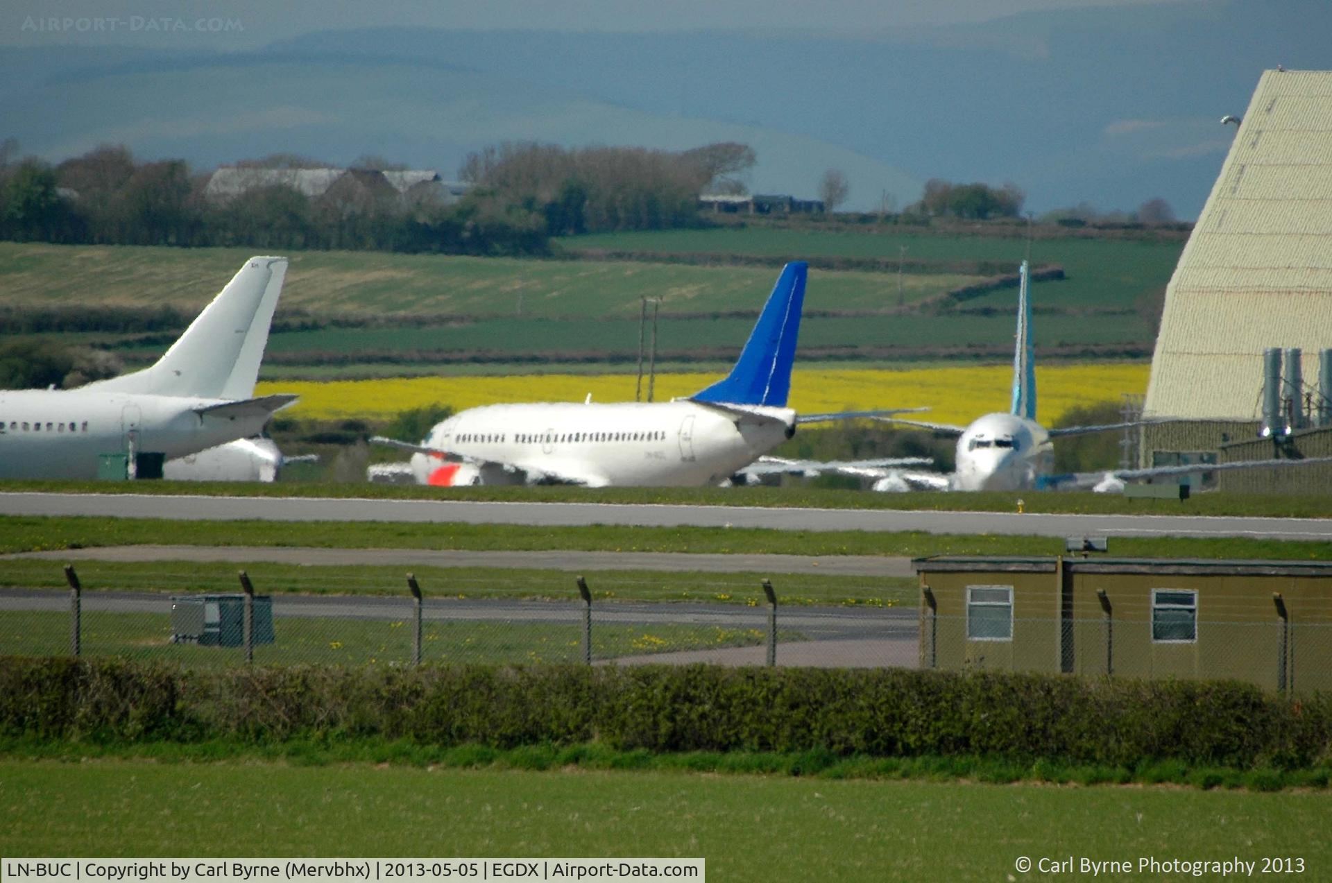 LN-BUC, 1994 Boeing 737-505 C/N 26304, In storage.