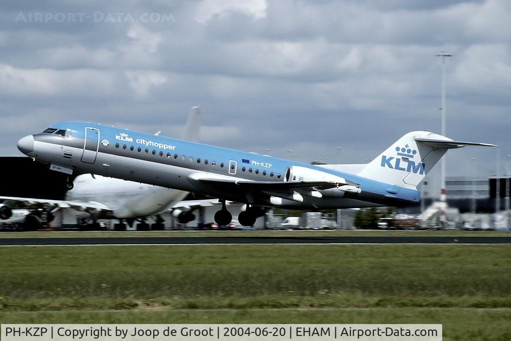 PH-KZP, 1995 Fokker 70 (F-28-0070) C/N 11539, old colors