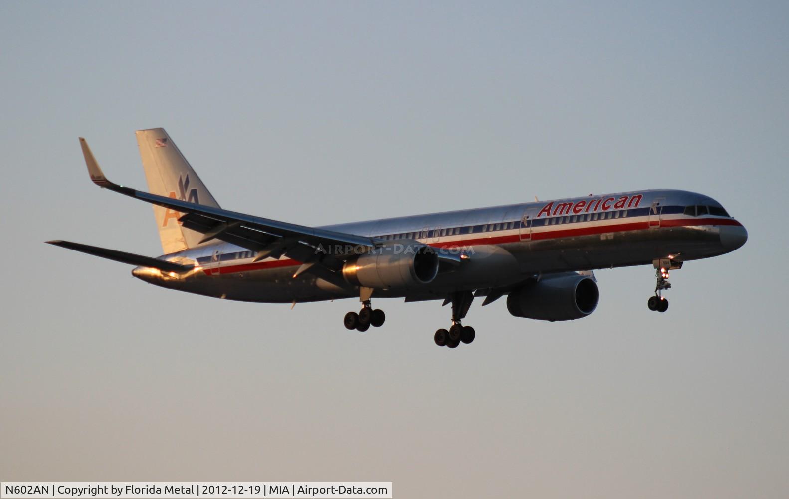 N602AN, 1995 Boeing 757-223 C/N 27053, American 757-200 at dusk