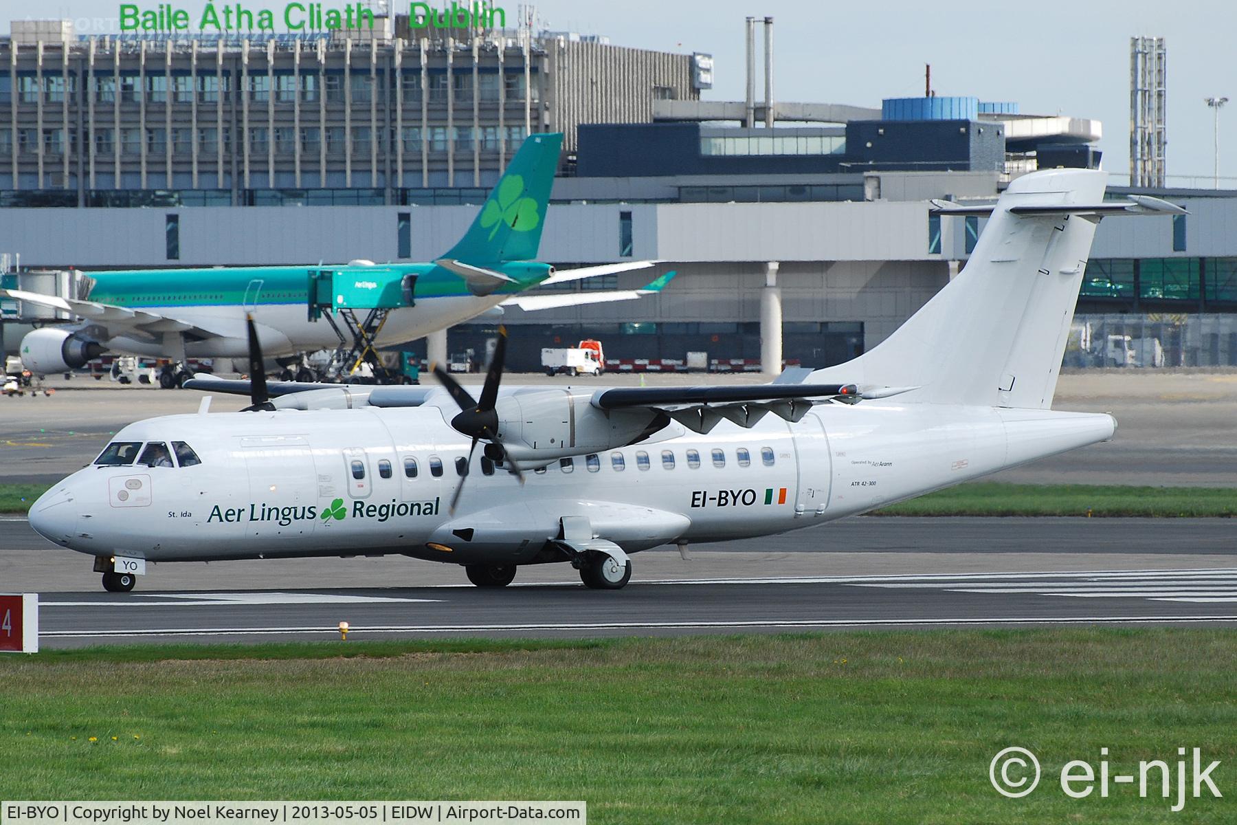 EI-BYO, 1989 ATR 42-300 C/N 161, Lined up for departure off Rwy 28 at Dublin.