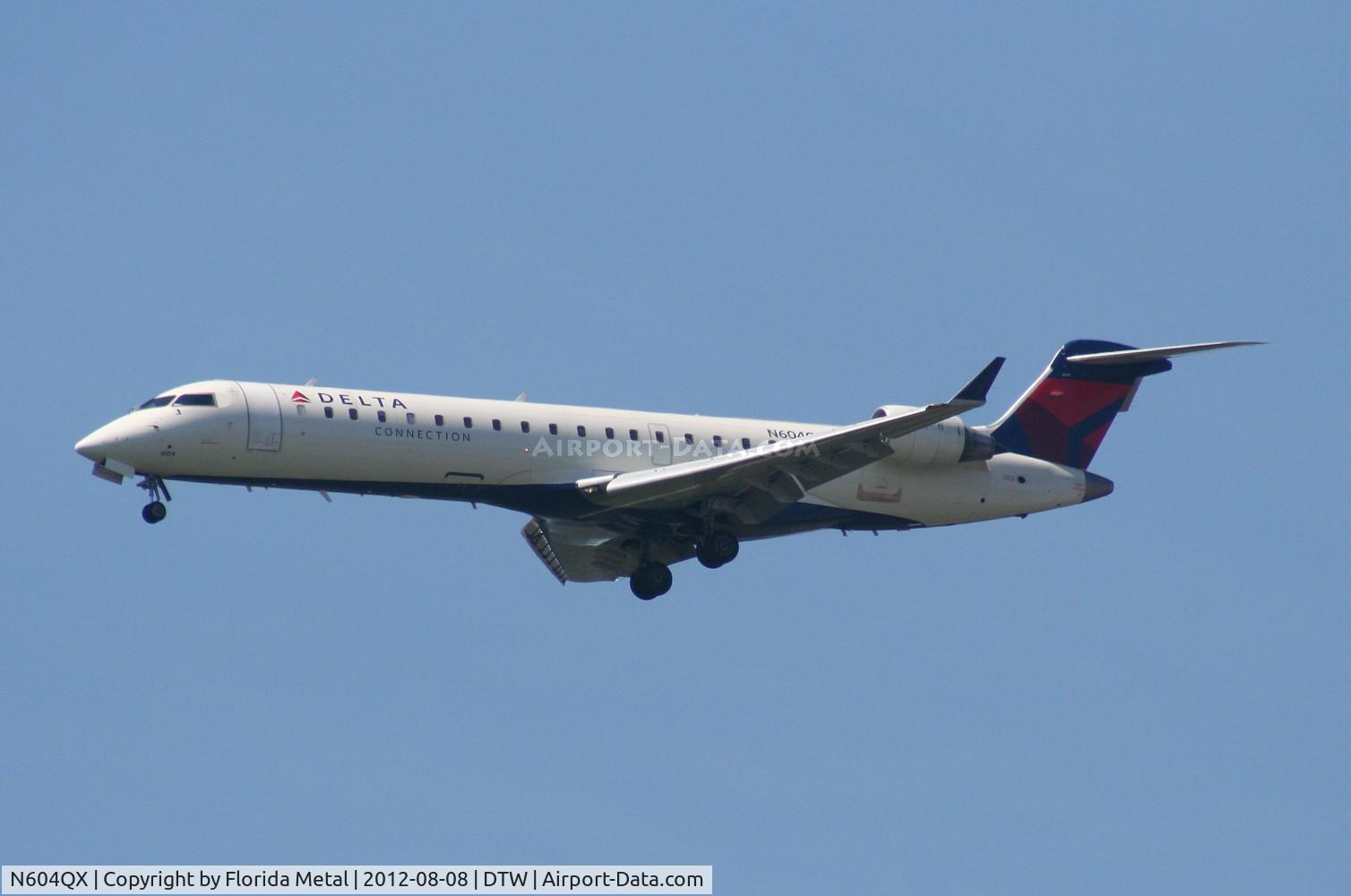 N604QX, 2001 Bombardier CRJ-701 (CL-600-2C10) C/N 10019, ASA CRJ-700