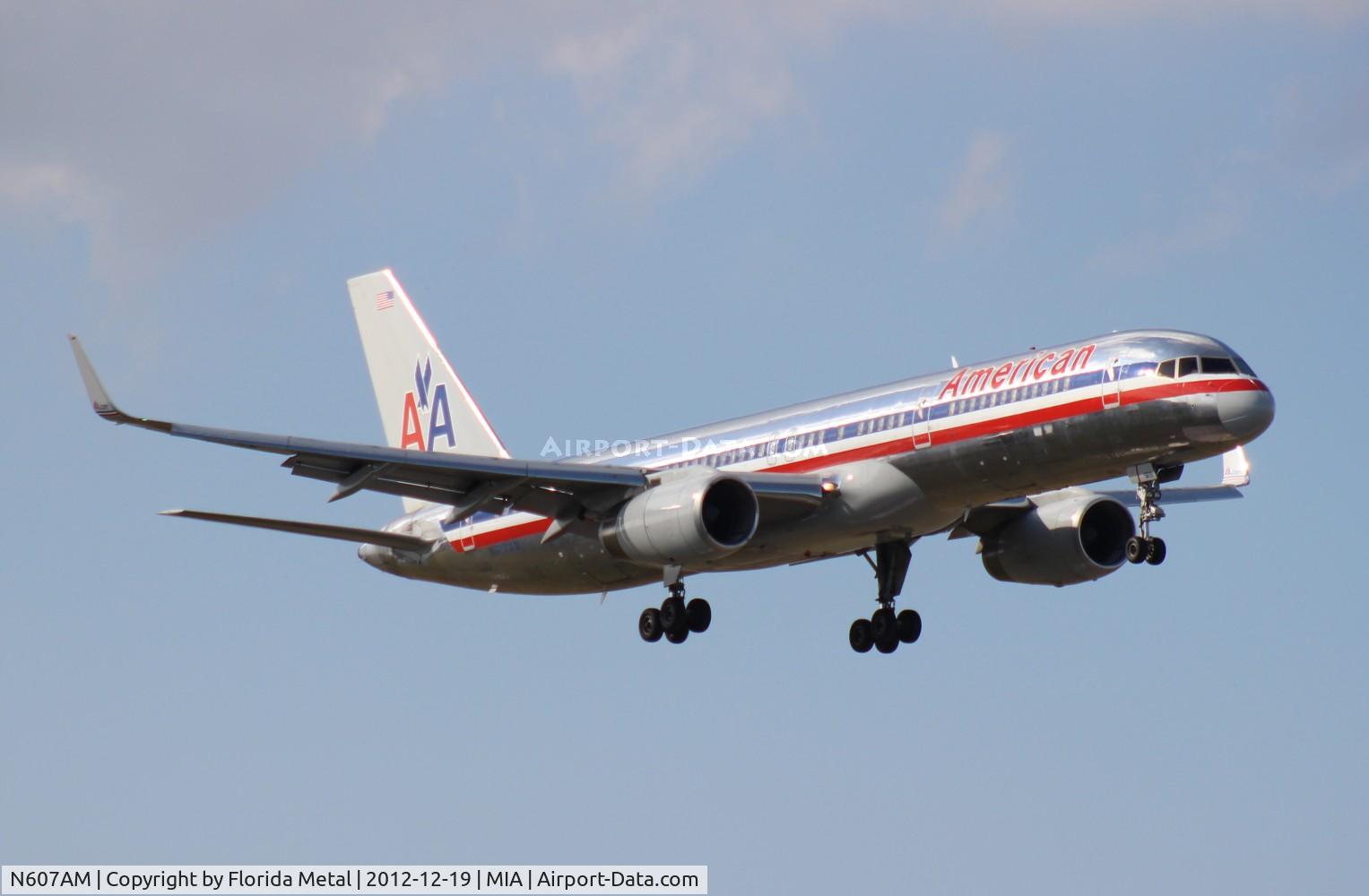 N607AM, 1996 Boeing 757-223 C/N 27058, American 757