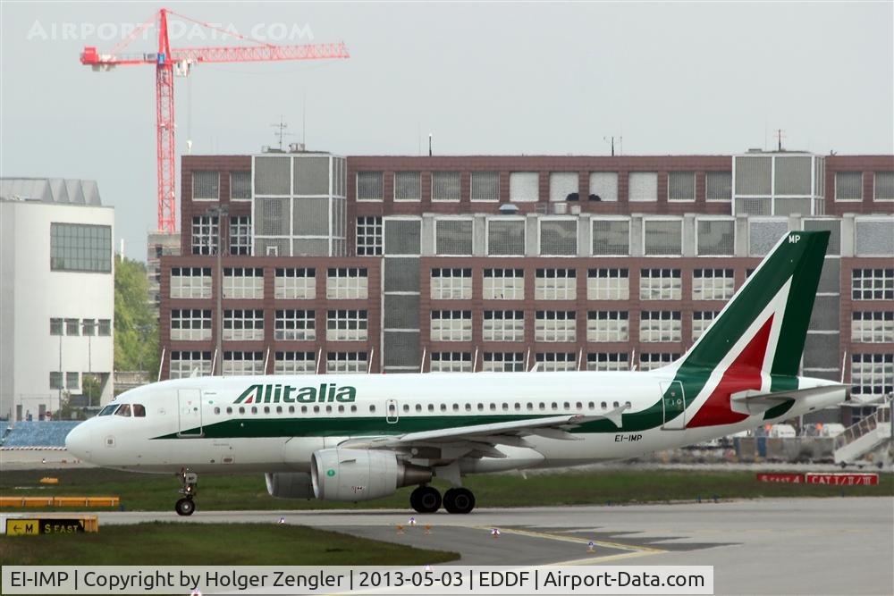 EI-IMP, 2011 Airbus A319-111 C/N 4859, An irish Italian on taxi to rwy 18...