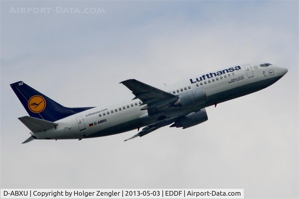 D-ABXU, 1989 Boeing 737-330 C/N 24282, 24 years old veteran on duty .....