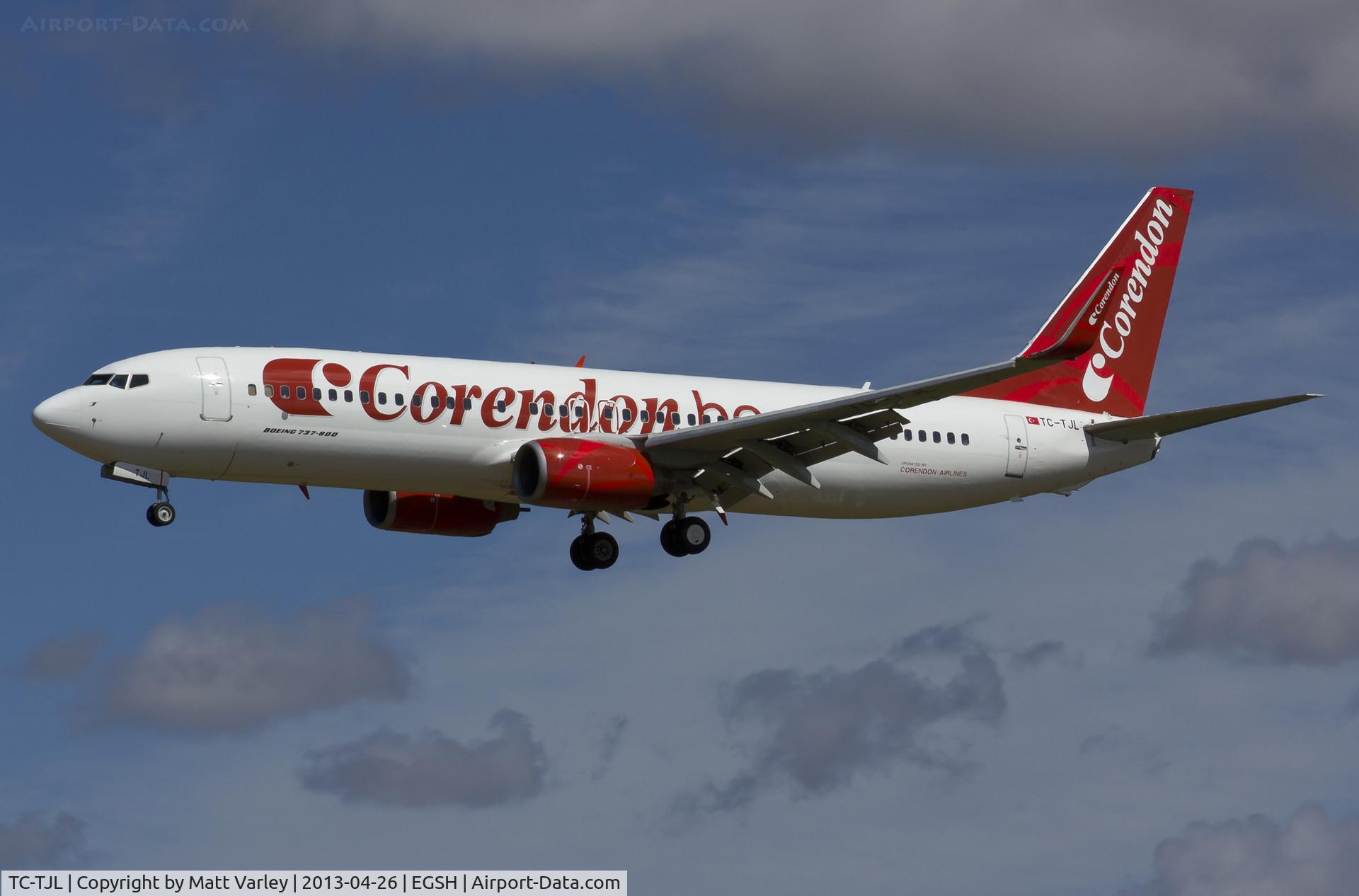 TC-TJL, 2003 Boeing 737-86J C/N 32920, Arriving at EGSH.
